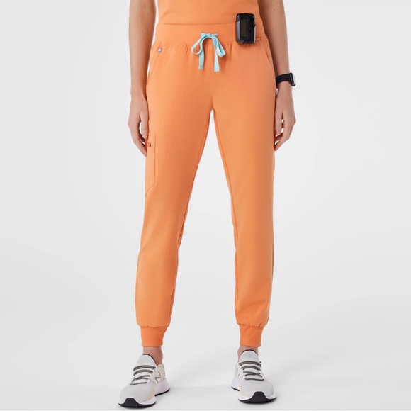Figs Pants - FIGS Zamora Jogger Scrub Pants size XXS petite
